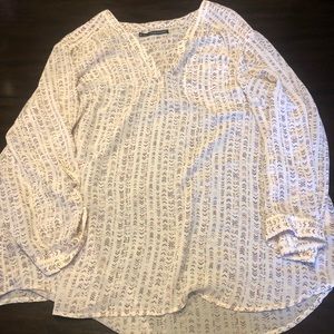 Maurices size 3 top like new